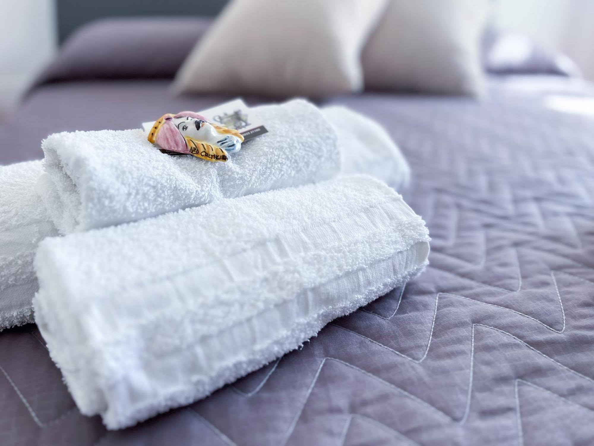 Bed and Breakfast Al Centro Storico Caltagirone Esterno foto