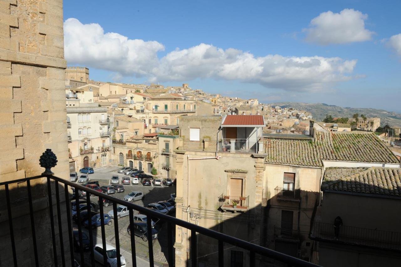 Bed and Breakfast Al Centro Storico Caltagirone Esterno foto